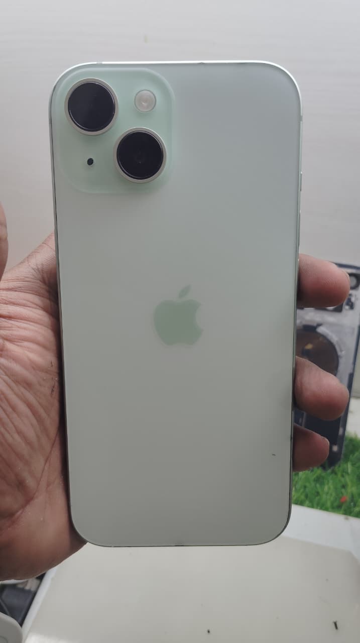 Iphone 15 back glass replacement after repair